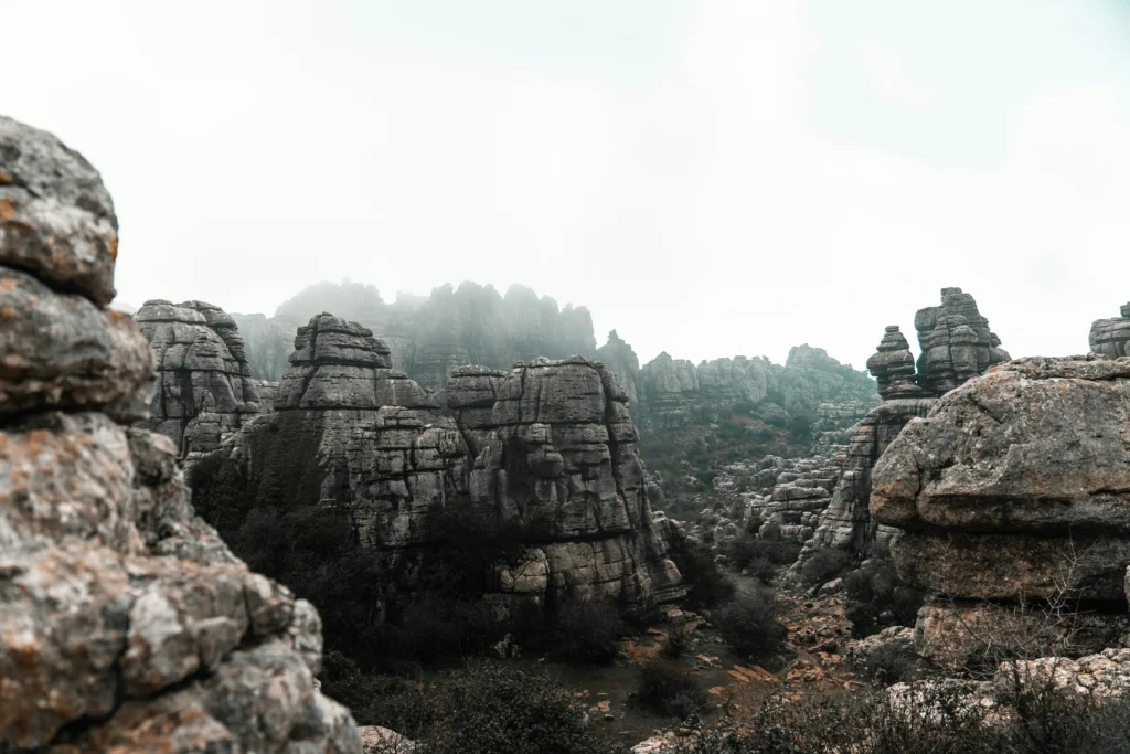 Explorando los Encantos Ocultos en un viaje a Andalucía